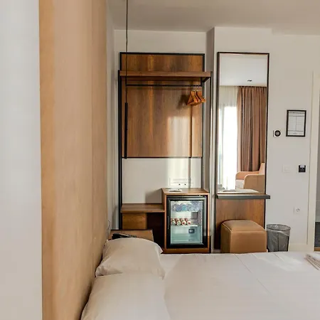 Hotel Central Ξενοδοχείο Vlorë