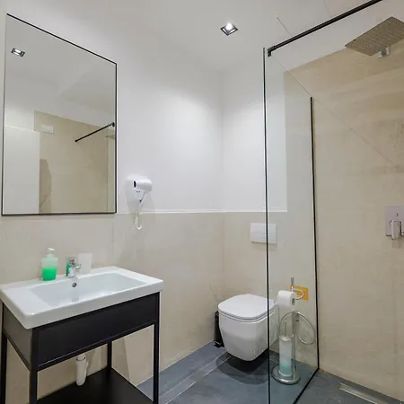 Hotel Central Hotel Wlora